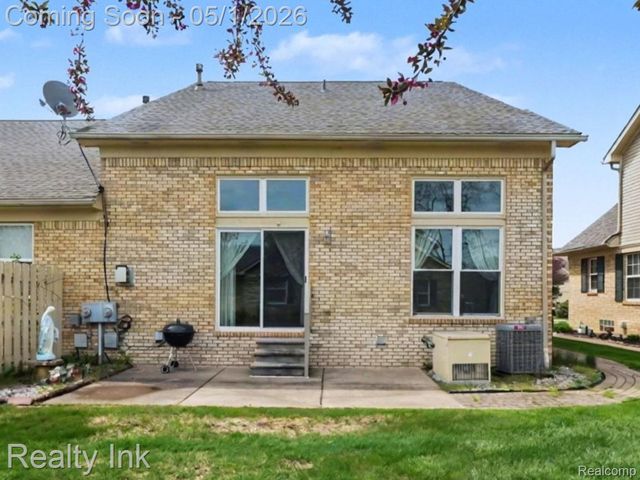 25419 Bohn Court, Huron Charter Township, MI 48134