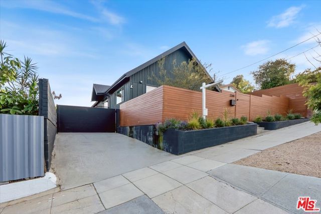 2240 Ewing Street, Los Angeles, CA 90039