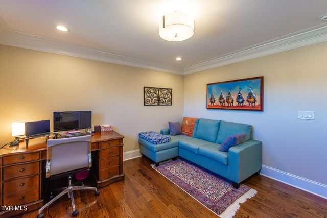 5079 Rose Gardens Circle, Kingsport, TN 37660