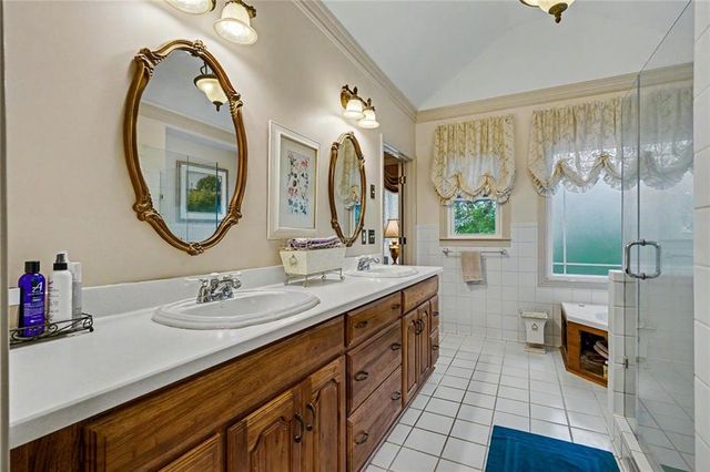 1022 Oak Way, Canton, GA 30114