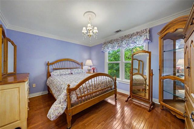 1022 Oak Way, Canton, GA 30114