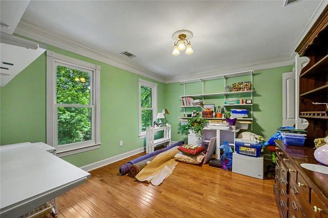 1022 Oak Way, Canton, GA 30114