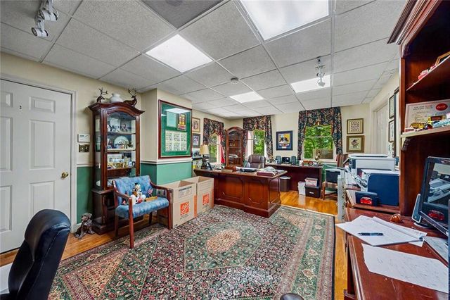 1022 Oak Way, Canton, GA 30114