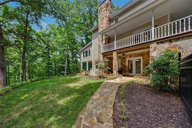 1022 Oak Way, Canton, GA 30114
