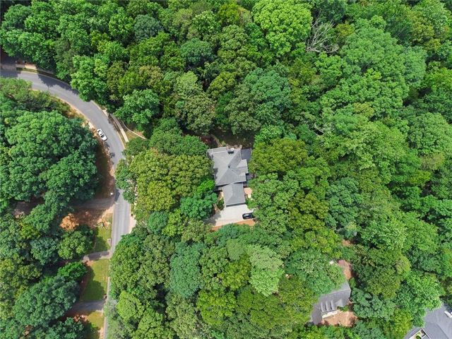 1022 Oak Way, Canton, GA 30114