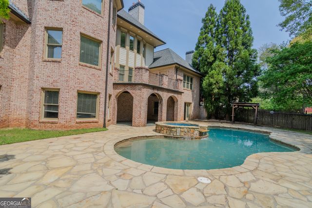 818 Natchez Valley Trace, Grayson, GA 30017