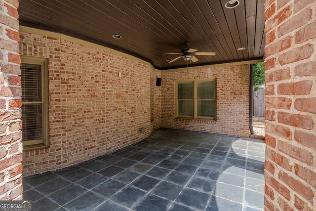 818 Natchez Valley Trace, Grayson, GA 30017