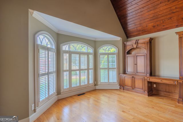 818 Natchez Valley Trace, Grayson, GA 30017