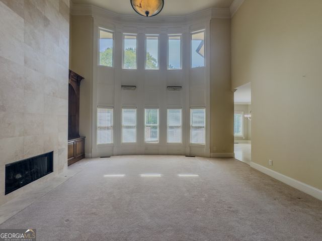 818 Natchez Valley Trace, Grayson, GA 30017