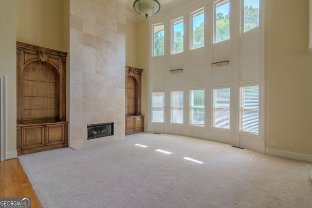 818 Natchez Valley Trace, Grayson, GA 30017