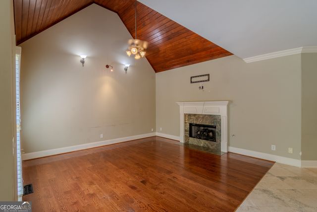 818 Natchez Valley Trace, Grayson, GA 30017