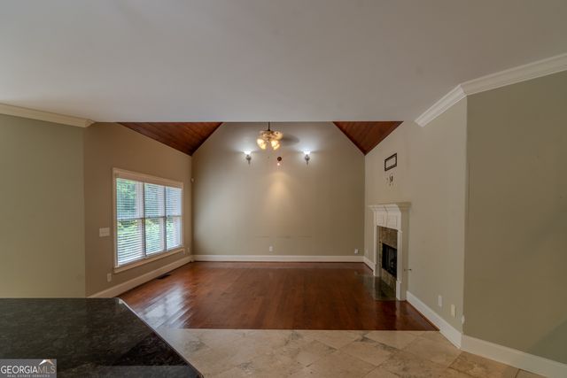818 Natchez Valley Trace, Grayson, GA 30017