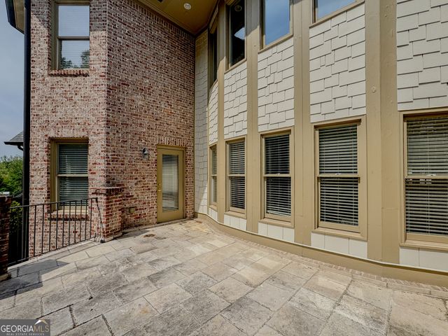 818 Natchez Valley Trace, Grayson, GA 30017