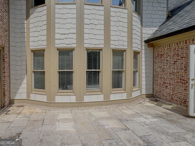818 Natchez Valley Trace, Grayson, GA 30017