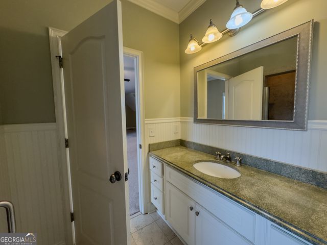 818 Natchez Valley Trace, Grayson, GA 30017