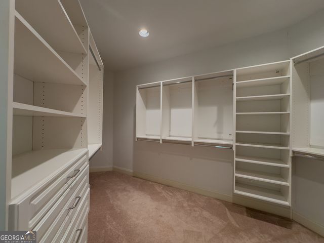 818 Natchez Valley Trace, Grayson, GA 30017