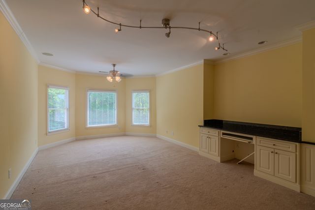 818 Natchez Valley Trace, Grayson, GA 30017