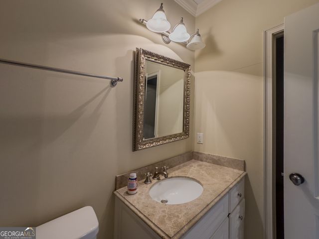 818 Natchez Valley Trace, Grayson, GA 30017