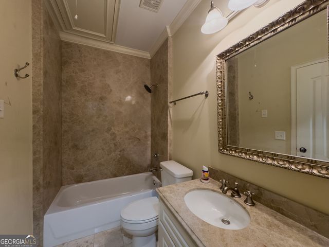 818 Natchez Valley Trace, Grayson, GA 30017