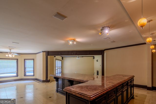 818 Natchez Valley Trace, Grayson, GA 30017