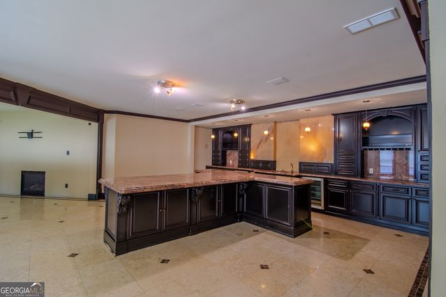 818 Natchez Valley Trace, Grayson, GA 30017