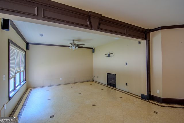 818 Natchez Valley Trace, Grayson, GA 30017