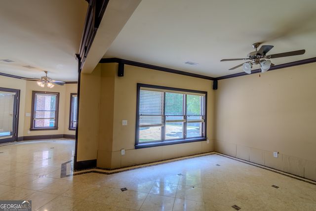 818 Natchez Valley Trace, Grayson, GA 30017