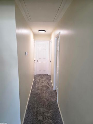 8434 Orchard Avenue, Warren, MI 48089