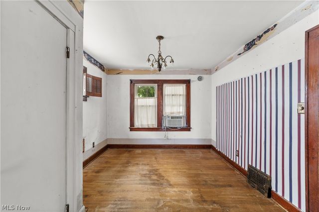 3576 W 135th Street, Cleveland, OH 44111