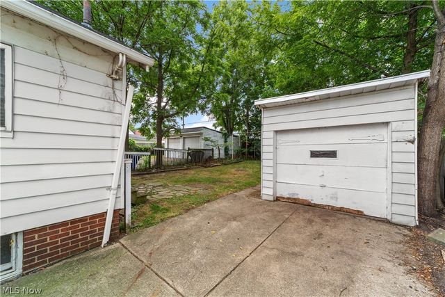 3576 W 135th Street, Cleveland, OH 44111