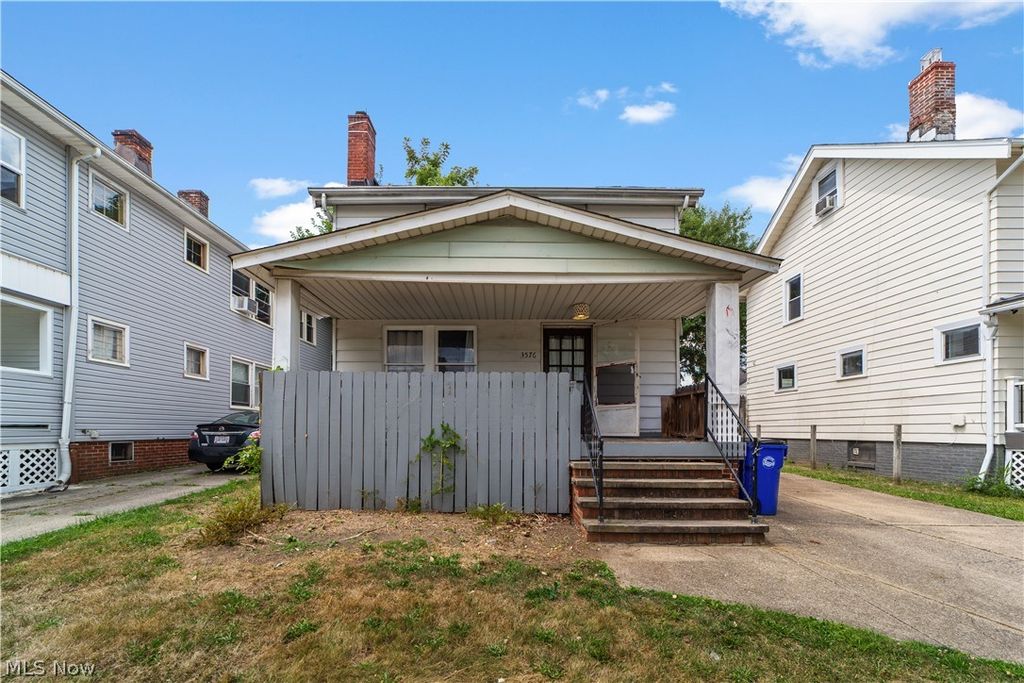 3576 W 135th Street, Cleveland, OH 44111