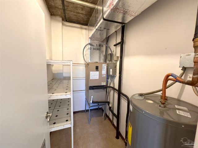 825 Bayshore Dr 205, Pensacola, FL 32507