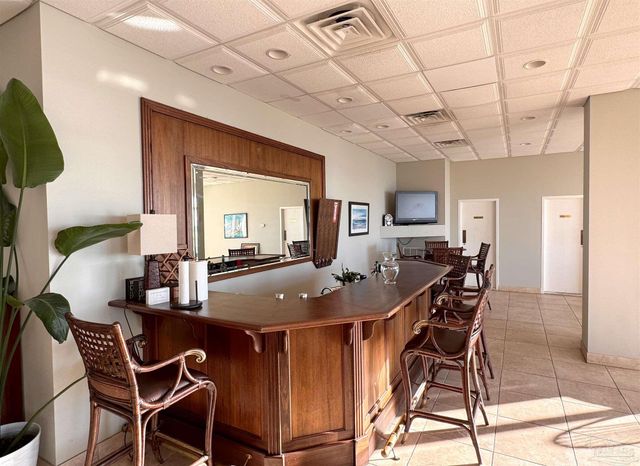 825 Bayshore Dr 205, Pensacola, FL 32507