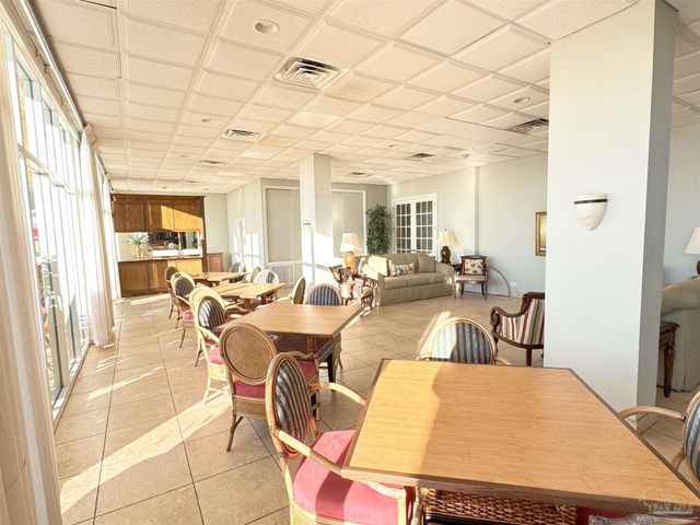 825 Bayshore Dr 205, Pensacola, FL 32507