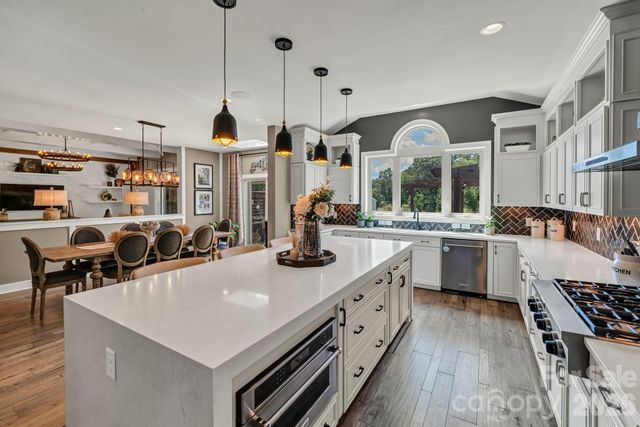 1041 Chippenham Avenue, Lancaster, SC 29720