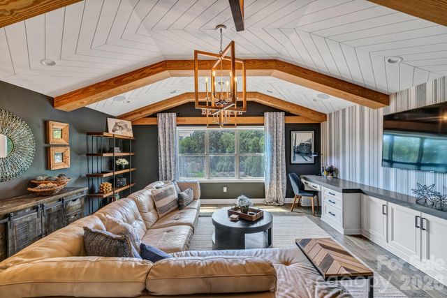 1041 Chippenham Avenue, Lancaster, SC 29720