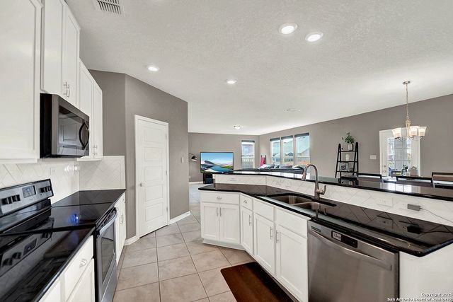 444 LANDMARK GATE, Cibolo, TX 78108