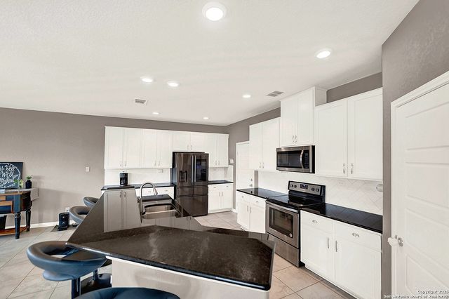 444 LANDMARK GATE, Cibolo, TX 78108