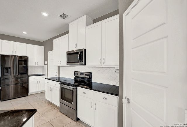 444 LANDMARK GATE, Cibolo, TX 78108