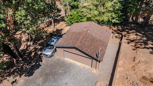 17816 N Creekside Dr, Pioneer, CA 95666