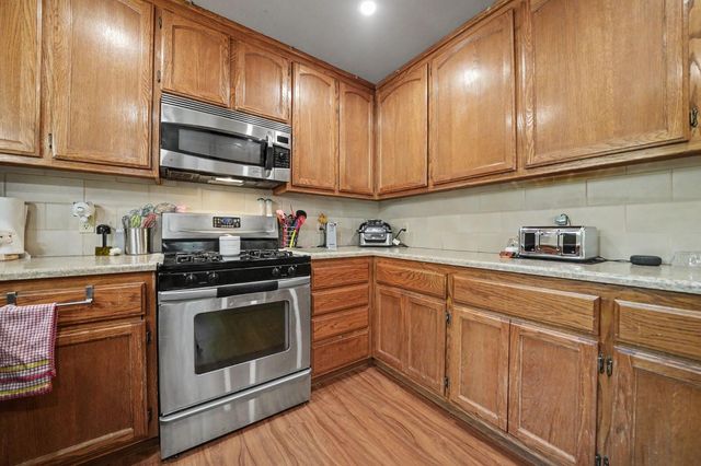 17816 N Creekside Dr, Pioneer, CA 95666