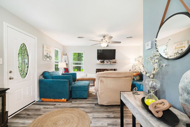 2435 Hubbard Street, Paris, TX 75460