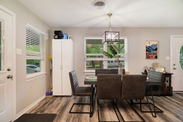 2435 Hubbard Street, Paris, TX 75460