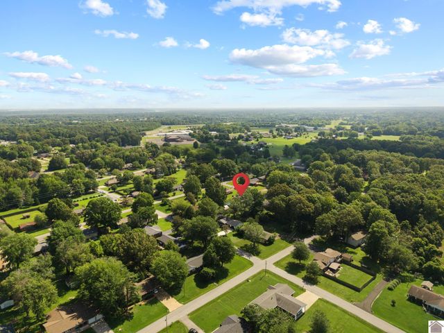411 Briarcliff Drive, Paducah, KY 42003