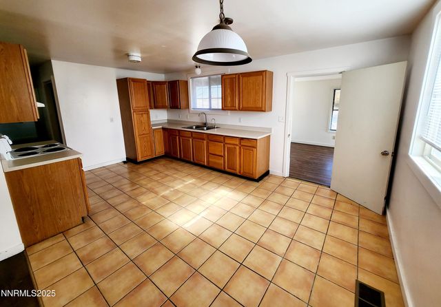 7533 Sandhill Road, Fallon, NV 89406