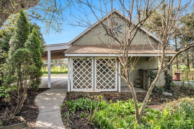416 WALNUT ST, Carlisle, PA 17013