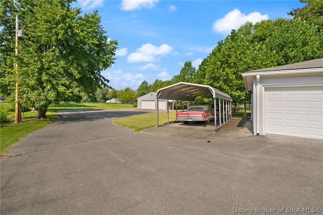 1715 Allentown Road, Sellersburg, IN 47172