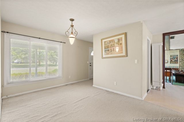 1715 Allentown Road, Sellersburg, IN 47172