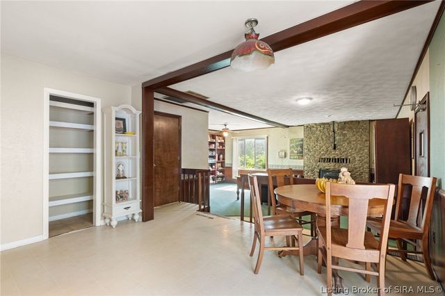 1715 Allentown Road, Sellersburg, IN 47172