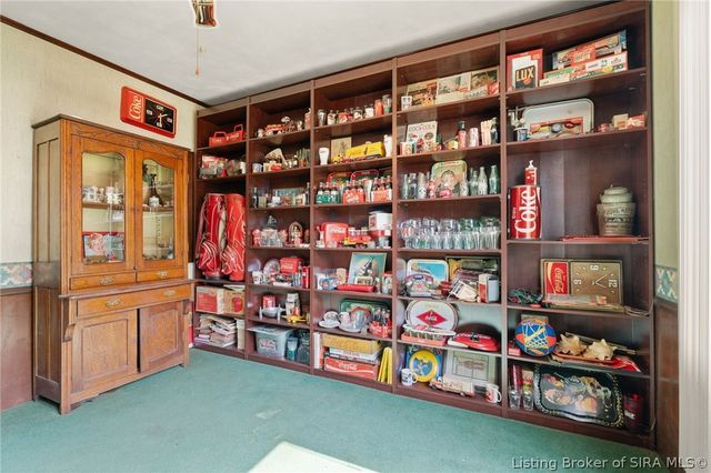 1715 Allentown Road, Sellersburg, IN 47172